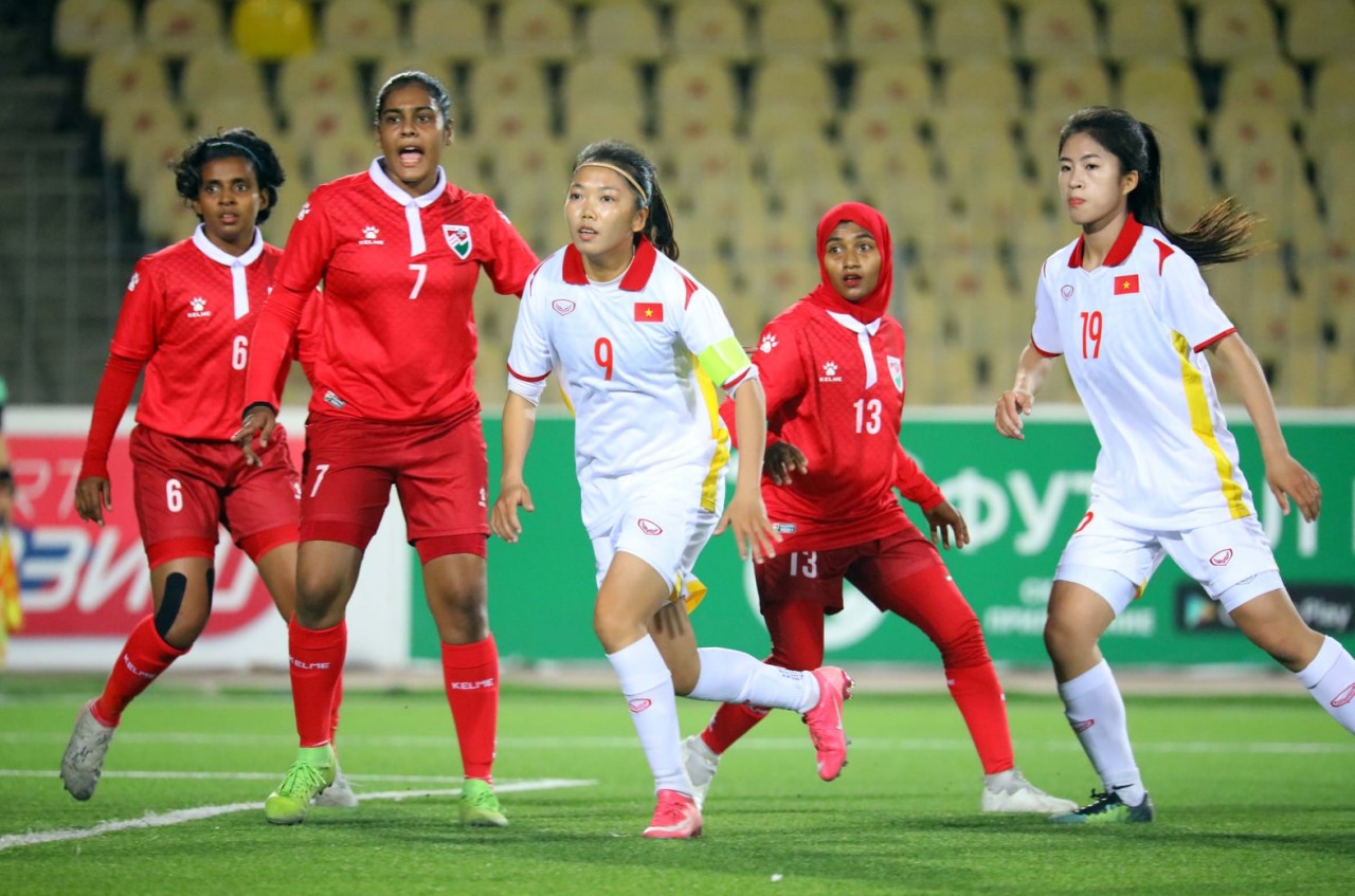 tuyển nữ Việt Nam thắng đậm trước tuyển nữ Maldives