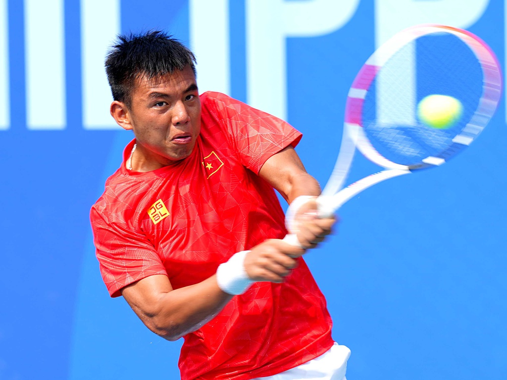 Tay vợt Lý Hoàng Nam giành tấm vé tham dự Davis Cup 2021